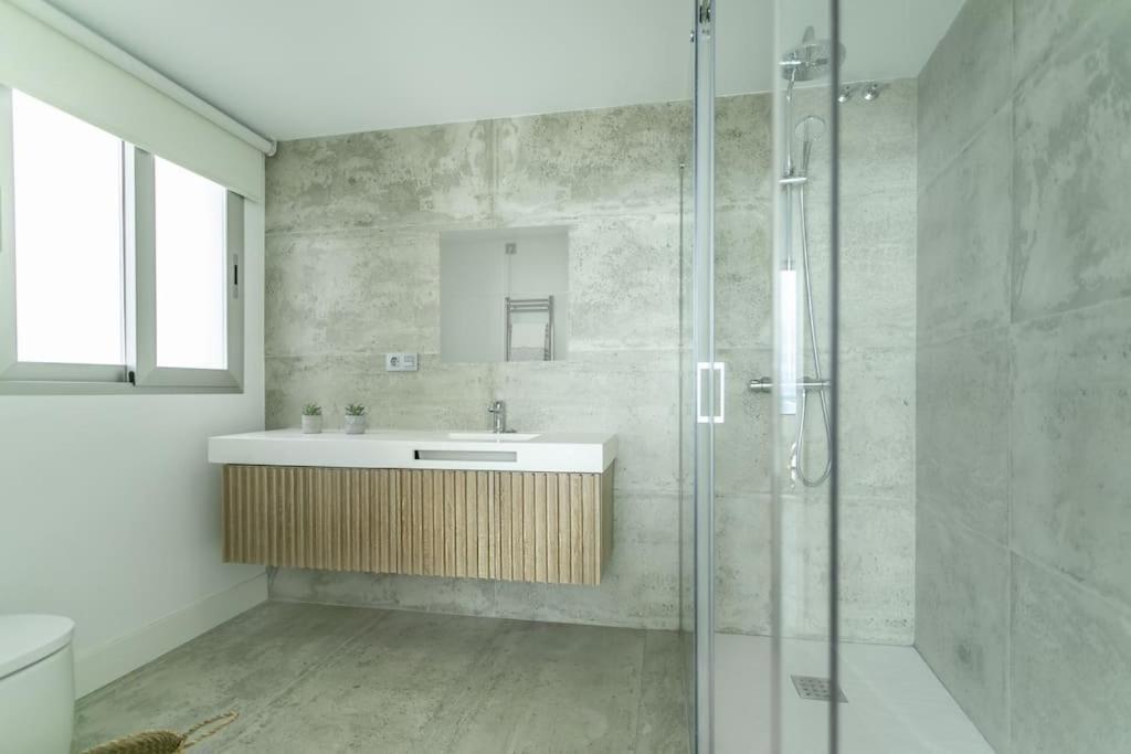 Moderno Y Completo Apartamento Frente Al Mar Málaga Kültér fotó