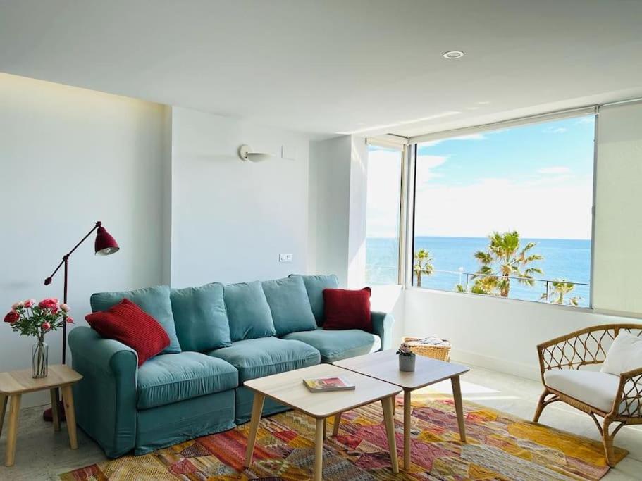 Moderno Y Completo Apartamento Frente Al Mar Málaga Kültér fotó