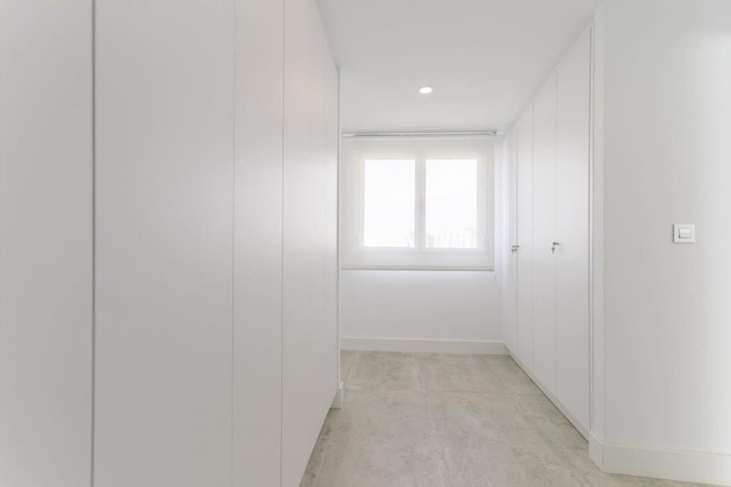 Moderno Y Completo Apartamento Frente Al Mar Málaga Kültér fotó